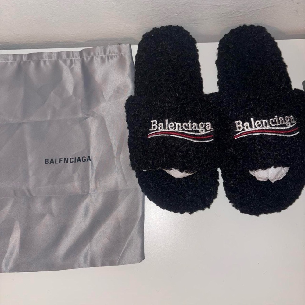 Black Fur Balenciaga slides - Picture 5 of 5